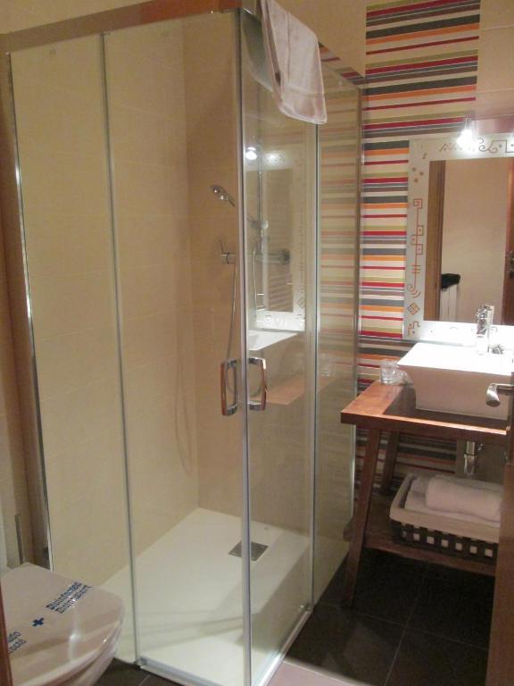 Hostal Otsoa Escároz Екстериор снимка